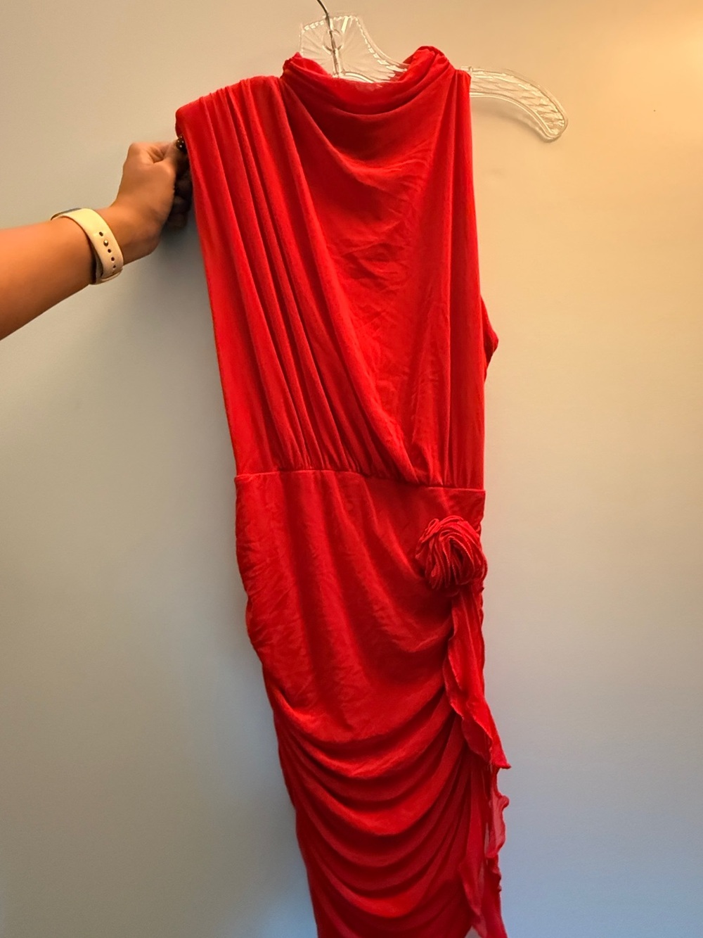 Red One-Shoulder Ruched Mini Dress - Picture 6 of 8